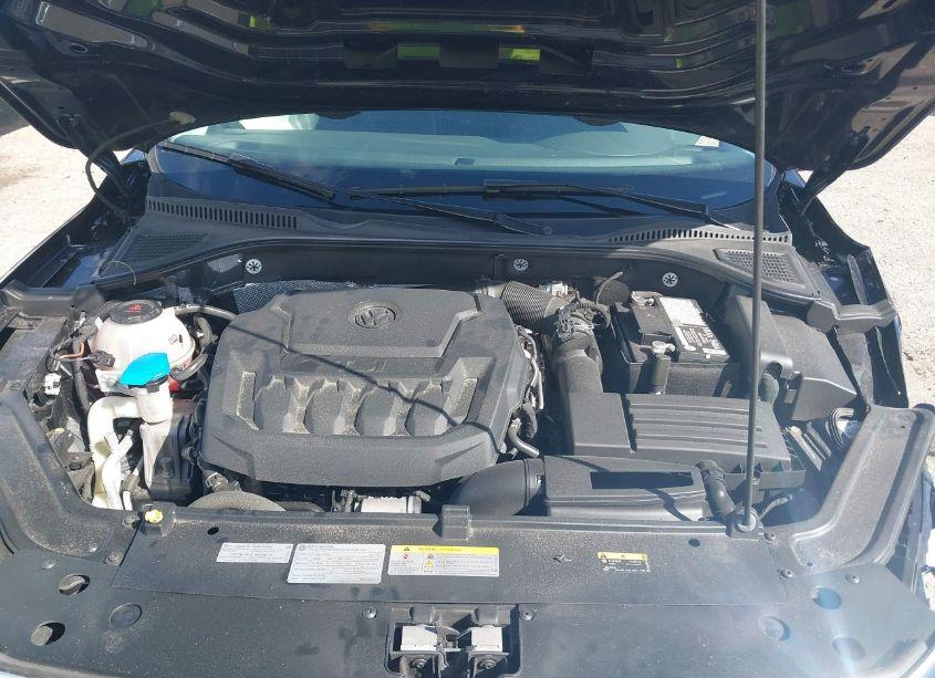 Photo 10 of 2021 Volkswagen Passat 2.0T SE (VIN 1VWSA7A30MC005255)