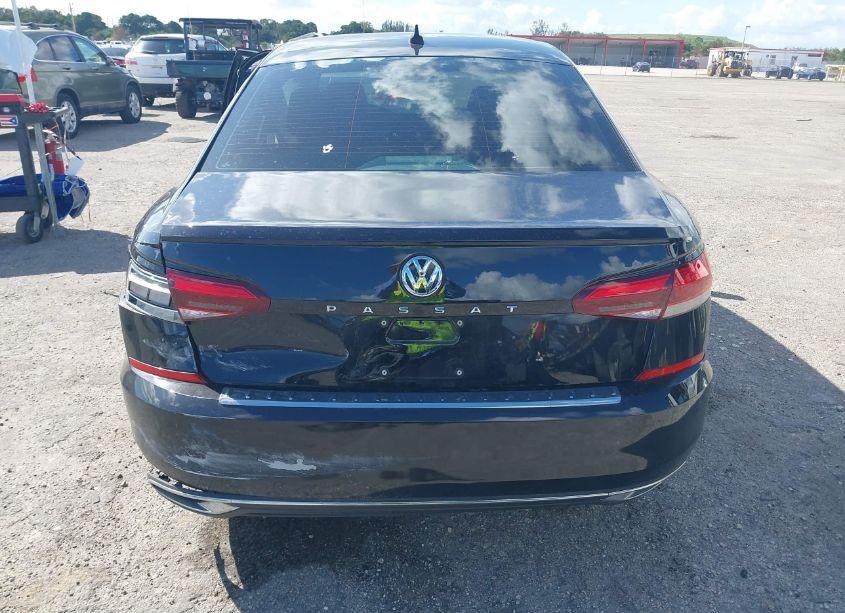 Photo 16 of 2021 Volkswagen Passat 2.0T SE (VIN 1VWSA7A30MC005255)
