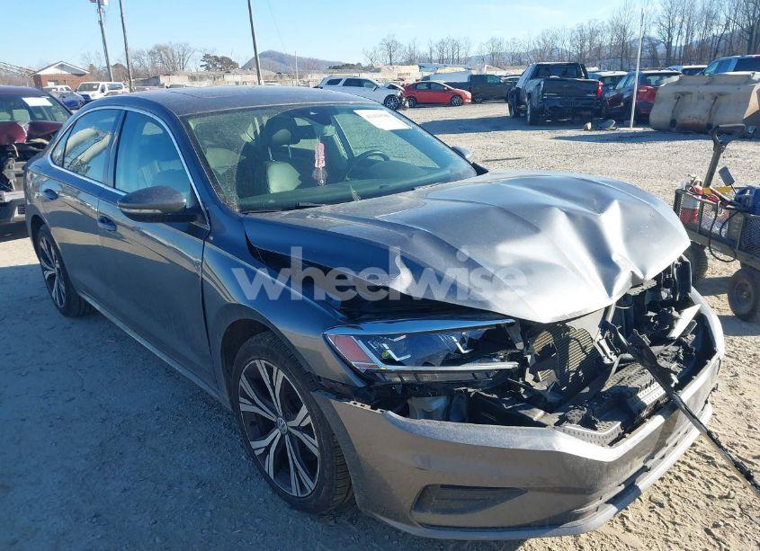 2021 Volkswagen Passat 2.0T SE (VIN 1VWSA7A30MC016434) main photo