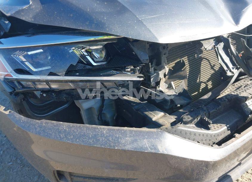Photo 19 of 2021 Volkswagen Passat 2.0T SE (VIN 1VWSA7A30MC016434)
