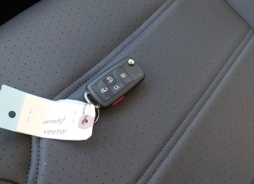 Photo 11 of 2021 Volkswagen Passat 2.0T SE (VIN 1VWSA7A30MC017776)