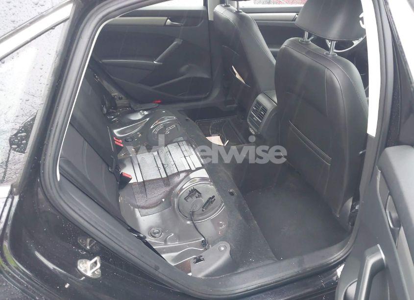 Photo 8 of 2022 Volkswagen Passat 2.0T SE (VIN 1VWSA7A30NC008514)