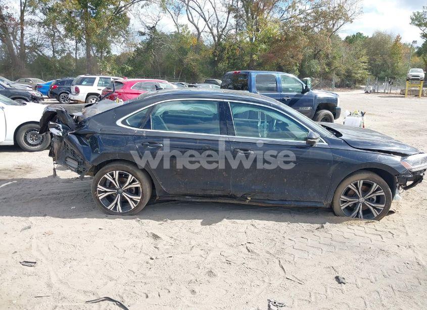 Photo 12 of 2021 Volkswagen Passat 2.0T SE (VIN 1VWSA7A31MC001165)