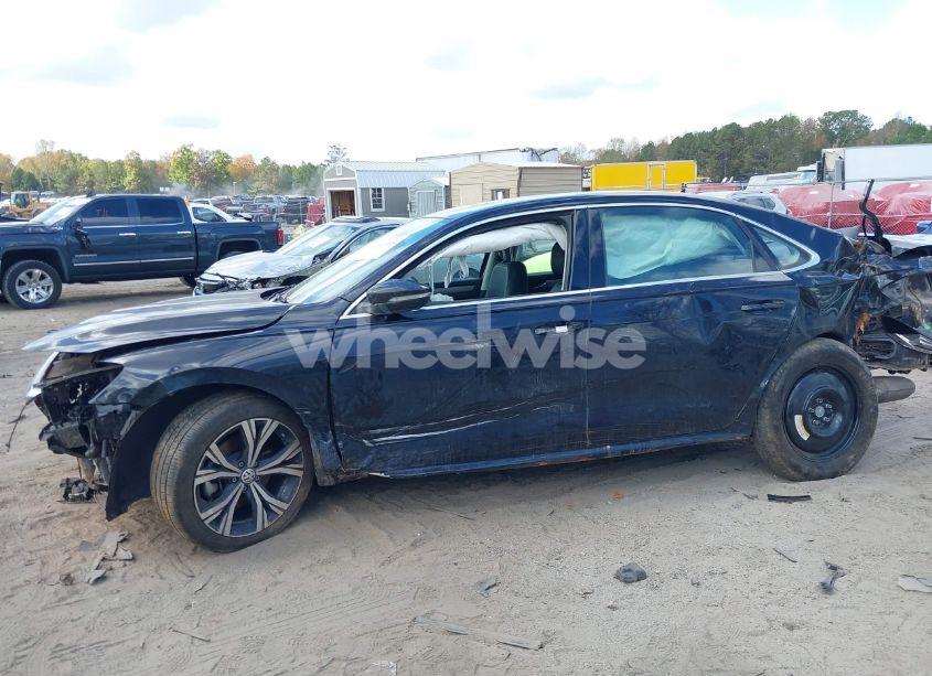 Photo 16 of 2021 Volkswagen Passat 2.0T SE (VIN 1VWSA7A31MC001165)