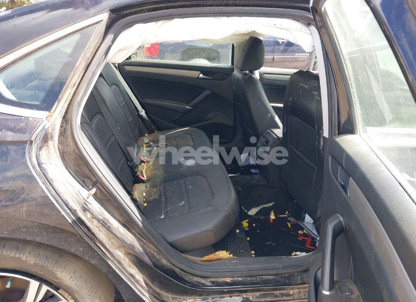 Photo 8 of 2021 Volkswagen Passat 2.0T SE (VIN 1VWSA7A31MC001165)