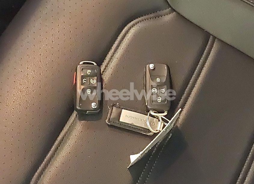 Photo 11 of 2021 Volkswagen Passat 2.0T SE (VIN 1VWSA7A31MC006446)