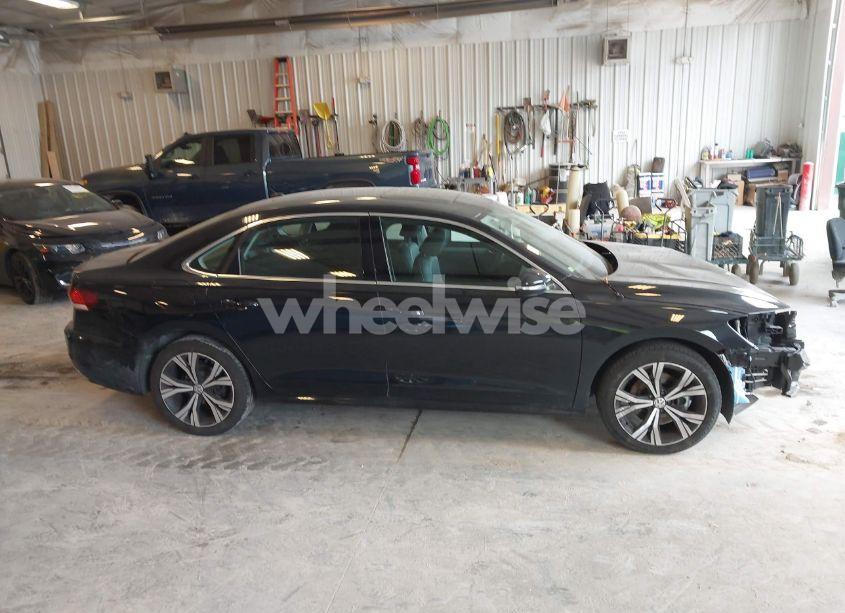 Photo 13 of 2021 Volkswagen Passat 2.0T SE (VIN 1VWSA7A31MC006446)