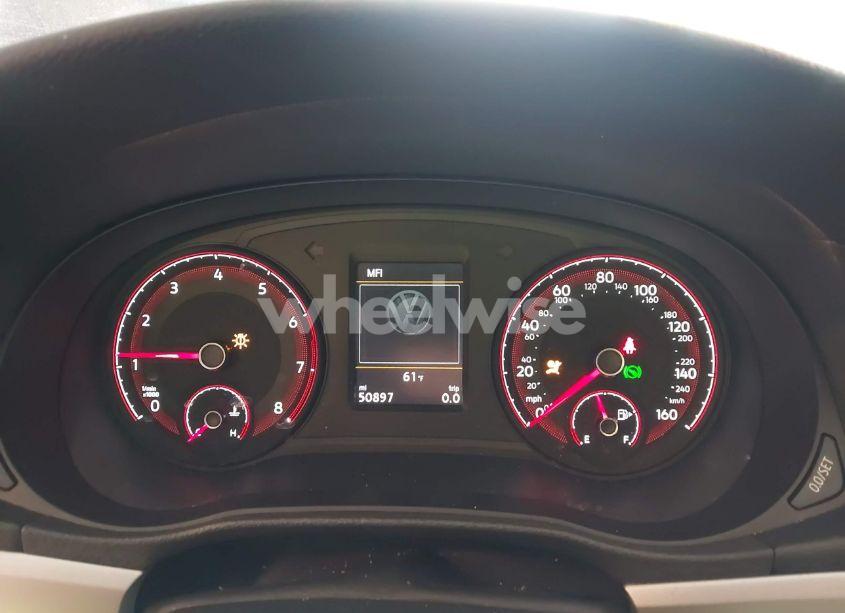 Photo 7 of 2021 Volkswagen Passat 2.0T SE (VIN 1VWSA7A31MC006446)