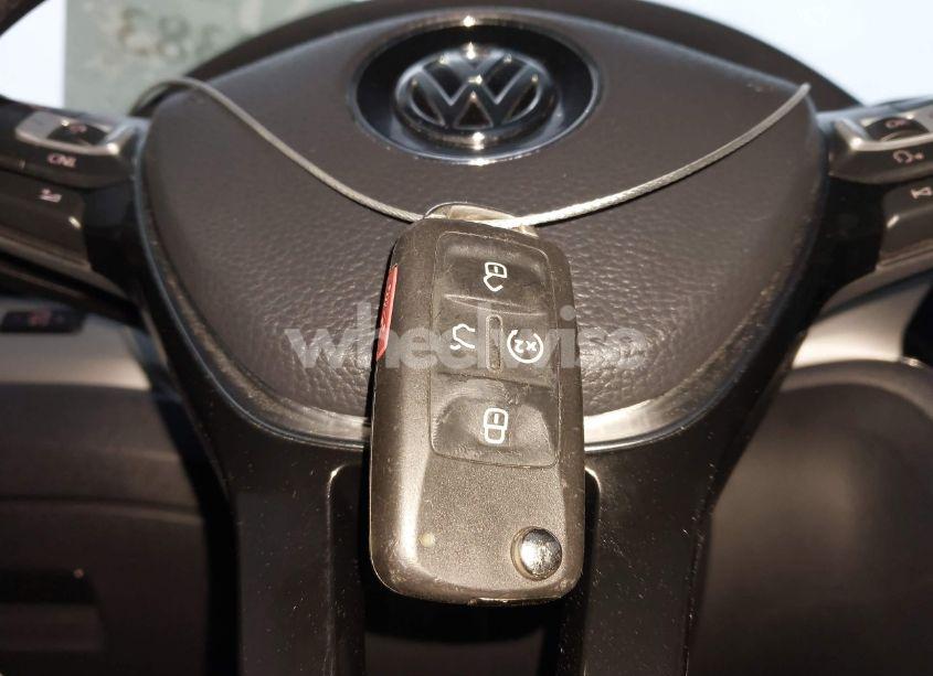 Photo 11 of 2021 Volkswagen Passat 2.0T SE (VIN 1VWSA7A32MC012126)