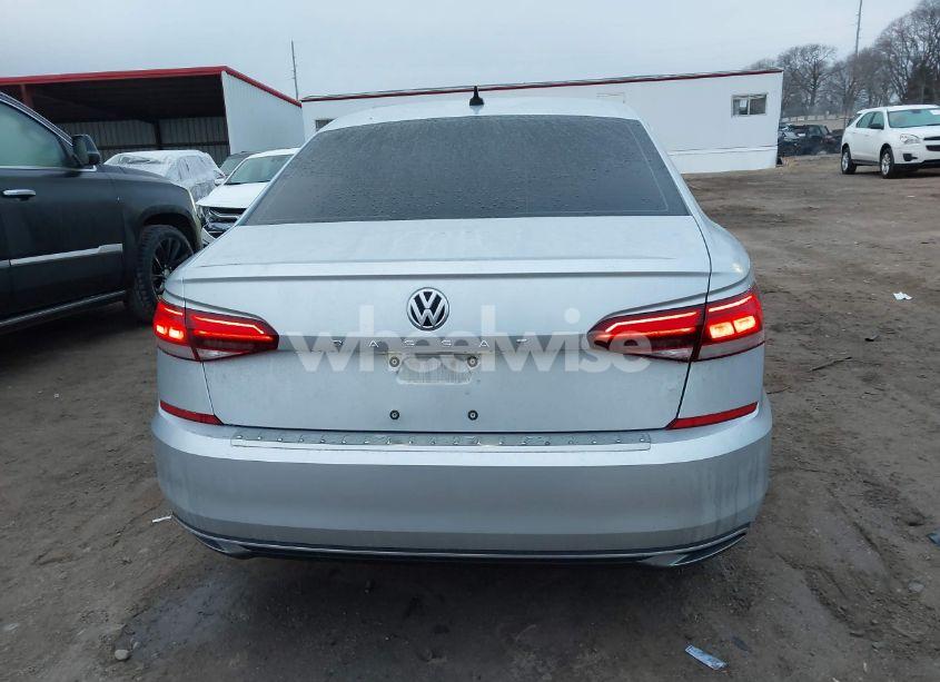 Photo 17 of 2021 Volkswagen Passat 2.0T SE (VIN 1VWSA7A32MC012126)