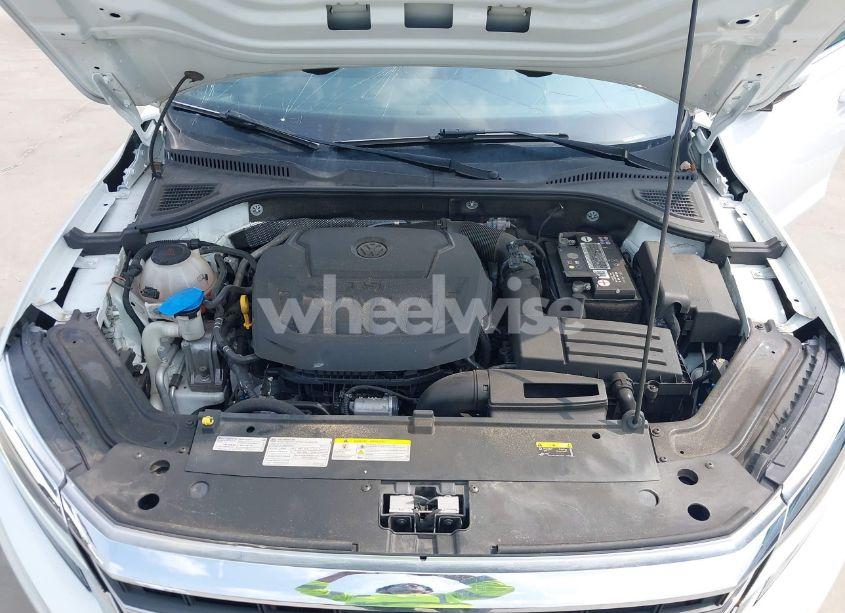 Photo 10 of 2021 Volkswagen Passat 2.0T SE (VIN 1VWSA7A32MC014376)