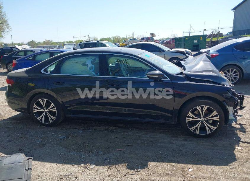 Photo 14 of 2021 Volkswagen Passat 2.0T SE (VIN 1VWSA7A32MC015219)