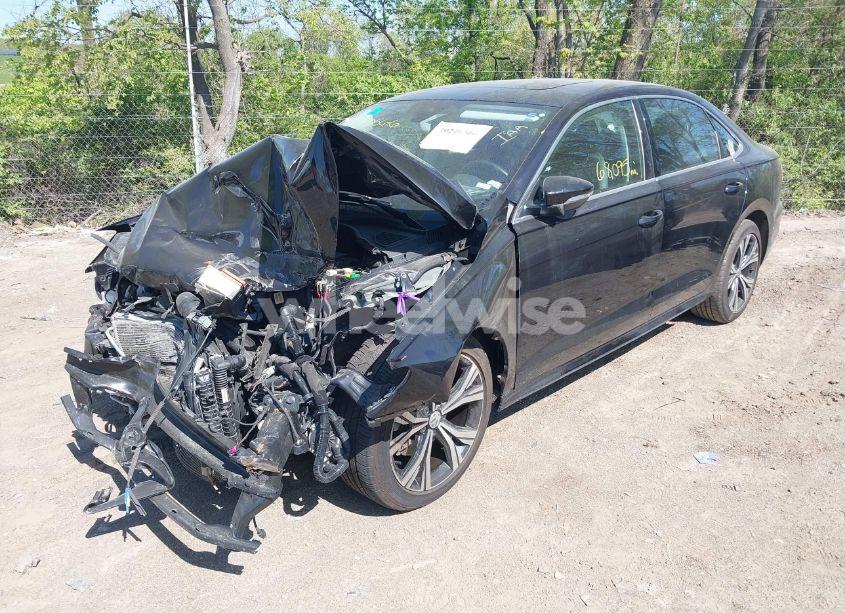 Photo 18 of 2021 Volkswagen Passat 2.0T SE (VIN 1VWSA7A32MC015219)