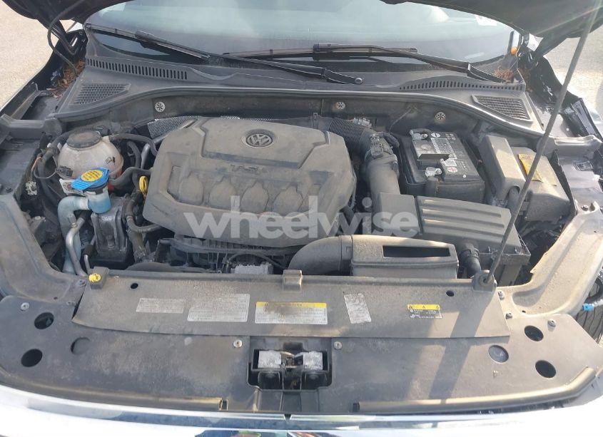 Photo 10 of 2021 Volkswagen Passat 2.0T SE (VIN 1VWSA7A33MC013835)