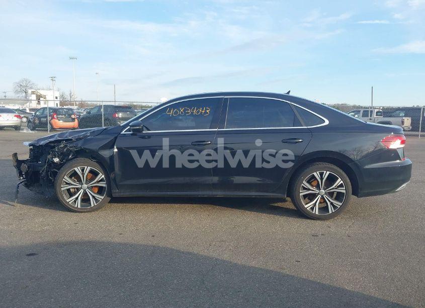 Photo 14 of 2021 Volkswagen Passat 2.0T SE (VIN 1VWSA7A33MC013835)