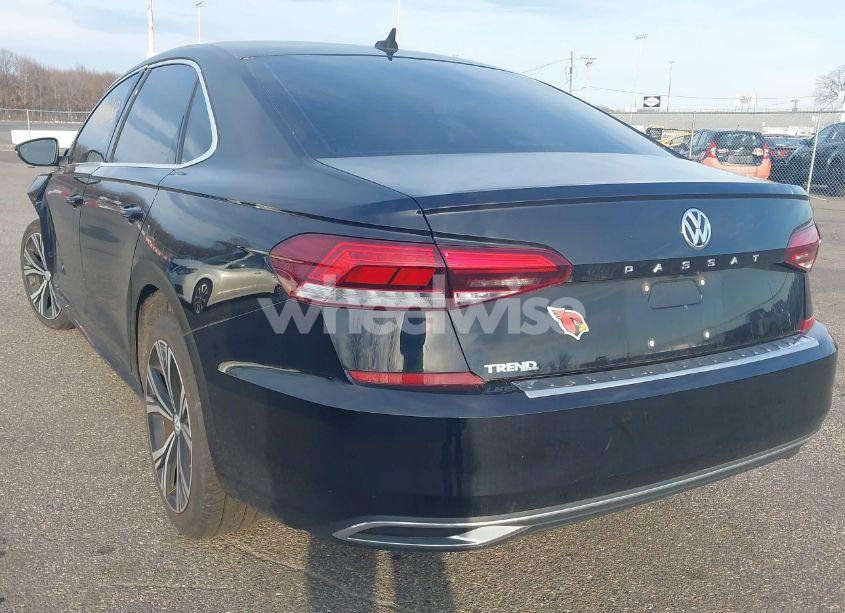 Photo 3 of 2021 Volkswagen Passat 2.0T SE (VIN 1VWSA7A33MC013835)
