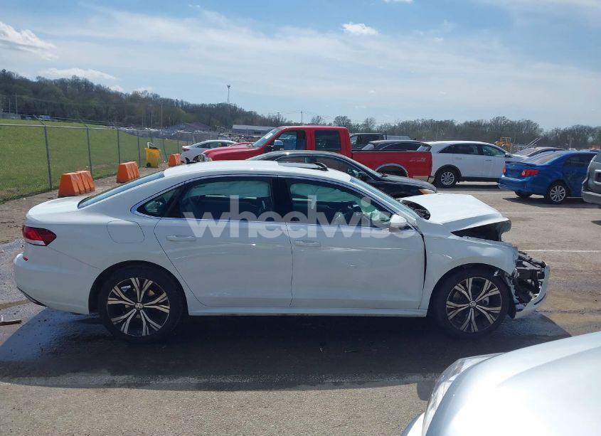 Photo 13 of 2022 Volkswagen Passat 2.0T SE (VIN 1VWSA7A33NC005929)