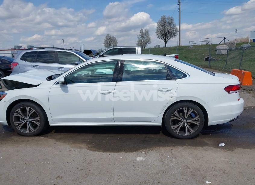 Photo 14 of 2022 Volkswagen Passat 2.0T SE (VIN 1VWSA7A33NC005929)