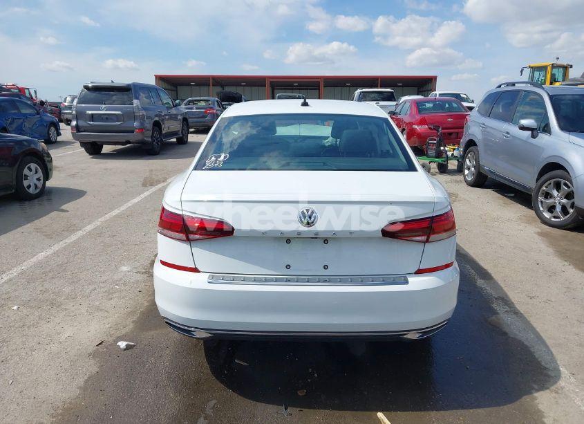 Photo 16 of 2022 Volkswagen Passat 2.0T SE (VIN 1VWSA7A33NC005929)