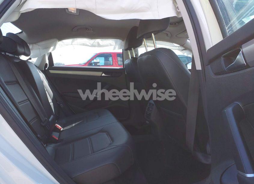 Photo 8 of 2022 Volkswagen Passat 2.0T SE (VIN 1VWSA7A33NC005929)