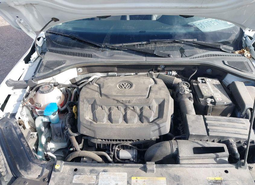 Photo 10 of 2022 Volkswagen Passat 2.0T SE (VIN 1VWSA7A33NC009575)