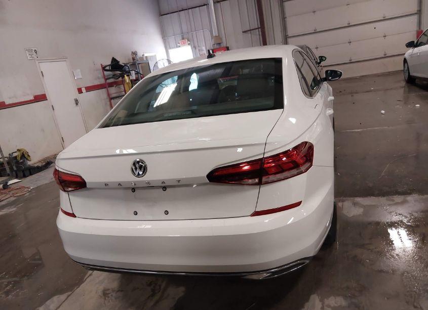 Photo 16 of 2020 Volkswagen Passat 2.0T SE (VIN 1VWSA7A34LC025328)