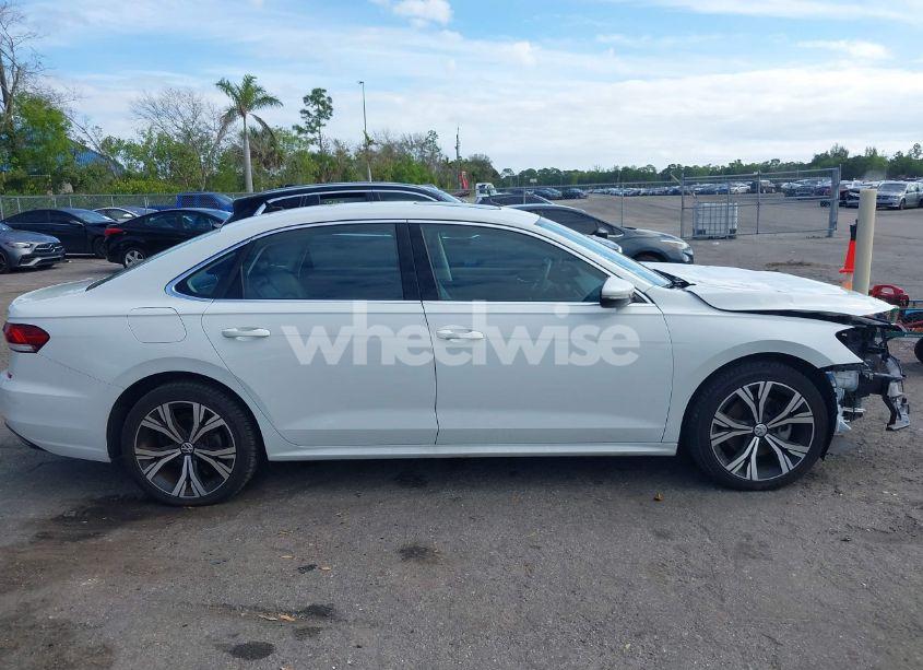 Photo 14 of 2021 Volkswagen Passat 2.0T SE (VIN 1VWSA7A34MC005419)