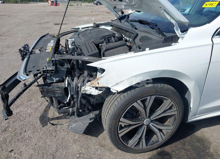 Photo 22 of 2021 Volkswagen Passat 2.0T SE (VIN 1VWSA7A34MC005419)