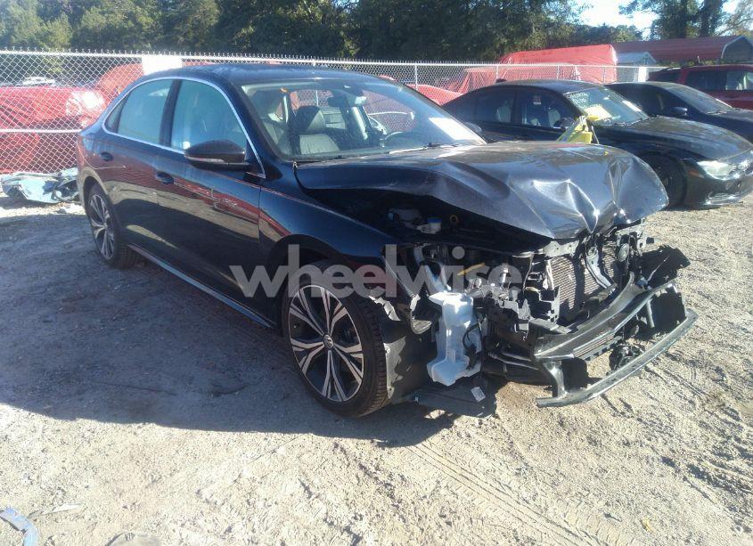 2021 Volkswagen Passat 2.0T SE (VIN 1VWSA7A34MC014993) main photo