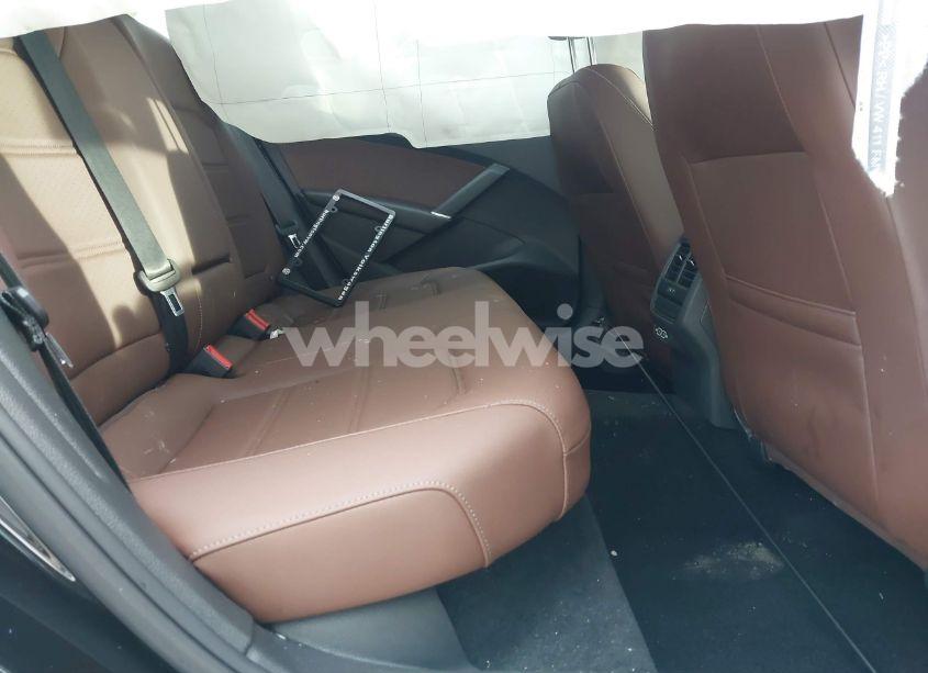 Photo 8 of 2021 Volkswagen Passat 2.0T SE (VIN 1VWSA7A34MC019031)