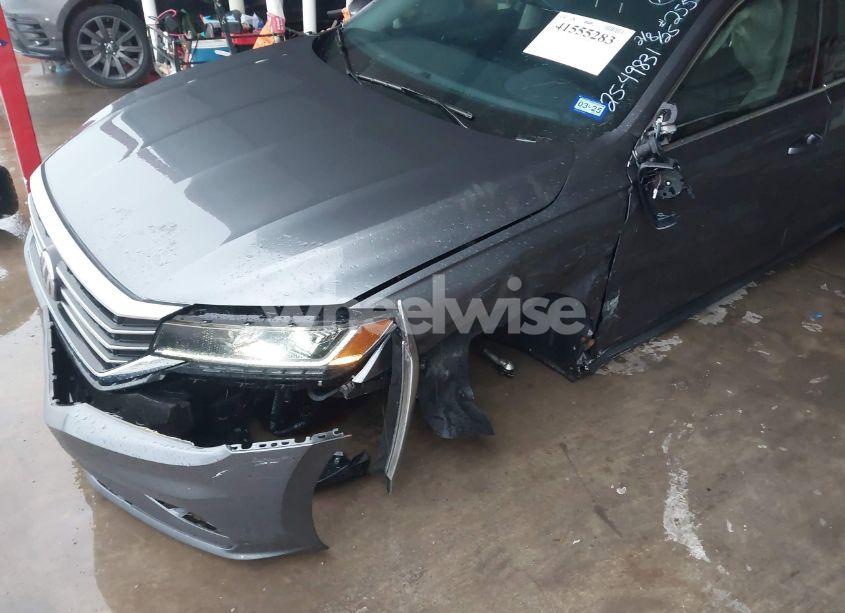 Photo 6 of 2022 Volkswagen Passat 2.0T SE (VIN 1VWSA7A34NC002554)
