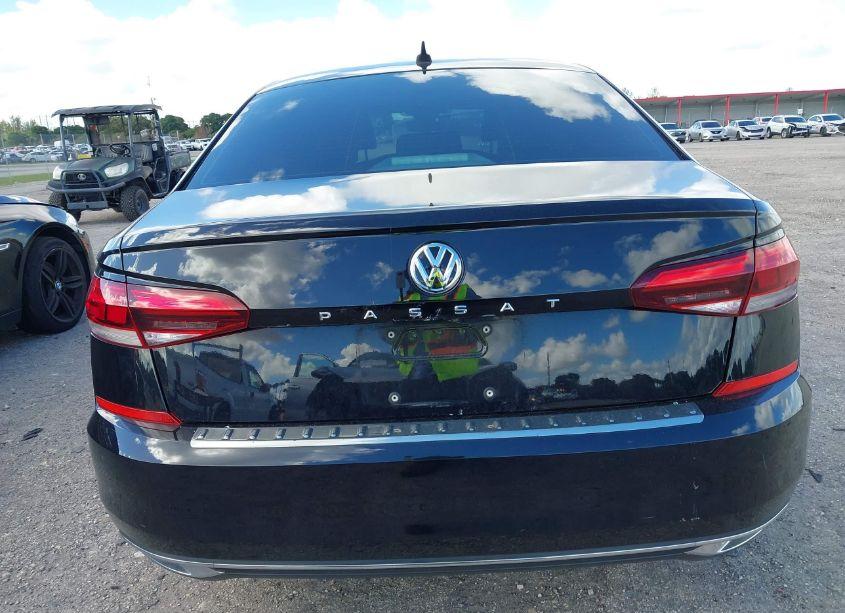 Photo 15 of 2022 Volkswagen Passat 2.0T SE (VIN 1VWSA7A34NC008984)