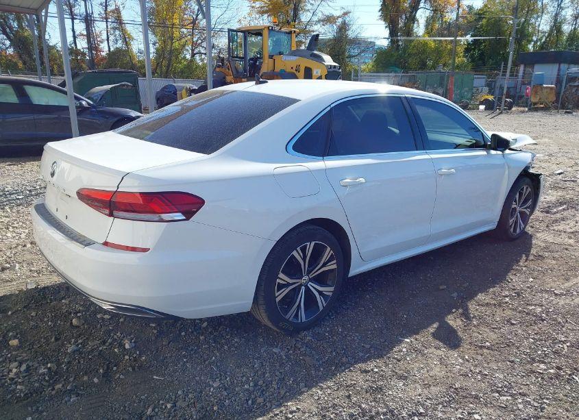 Photo 4 of 2021 Volkswagen Passat 2.0T SE (VIN 1VWSA7A35MC000794)