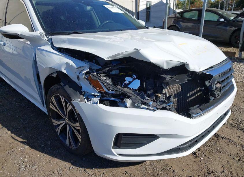 Photo 6 of 2021 Volkswagen Passat 2.0T SE (VIN 1VWSA7A35MC000794)