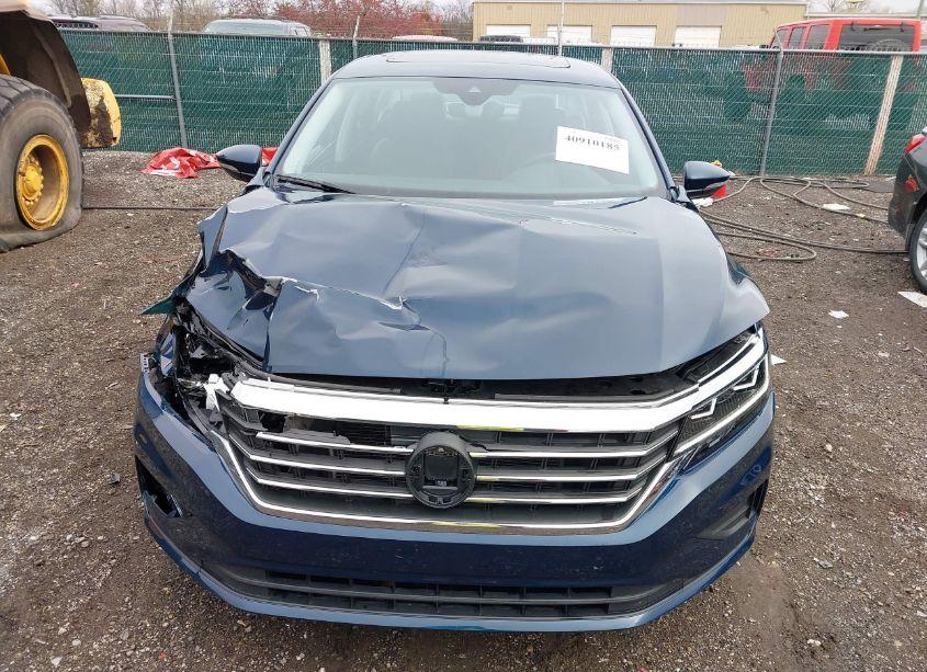 Photo 12 of 2021 Volkswagen Passat 2.0T SE (VIN 1VWSA7A35MC003033)