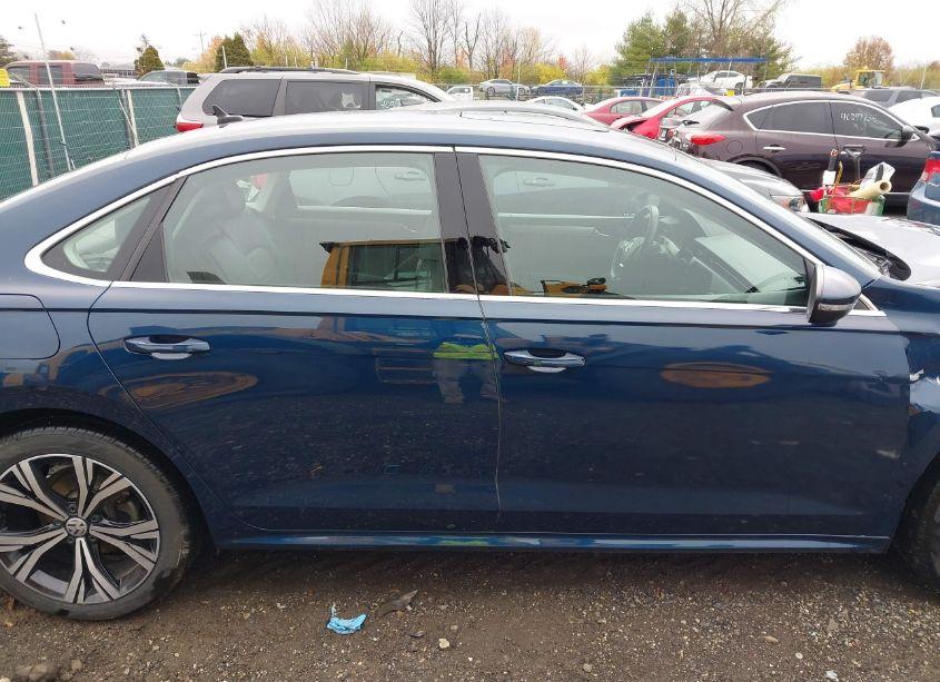 Photo 13 of 2021 Volkswagen Passat 2.0T SE (VIN 1VWSA7A35MC003033)