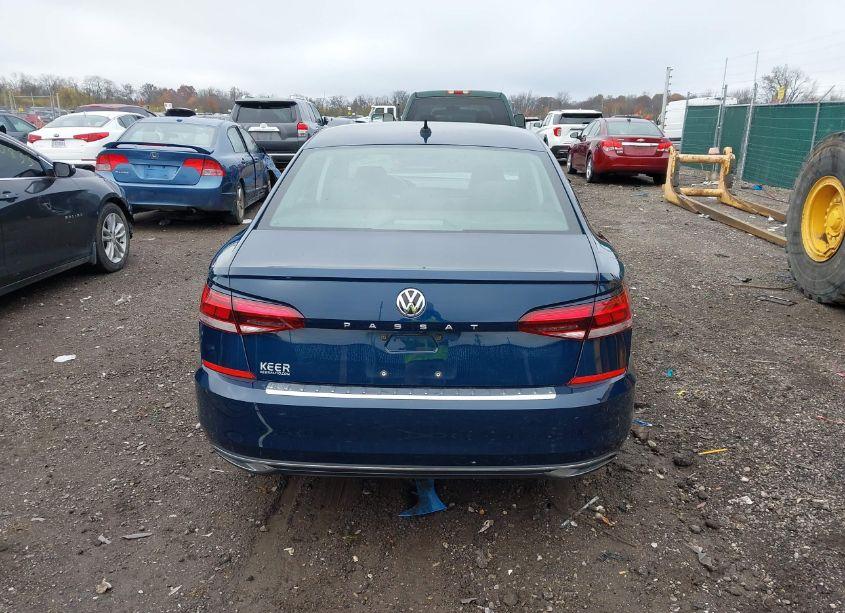Photo 16 of 2021 Volkswagen Passat 2.0T SE (VIN 1VWSA7A35MC003033)