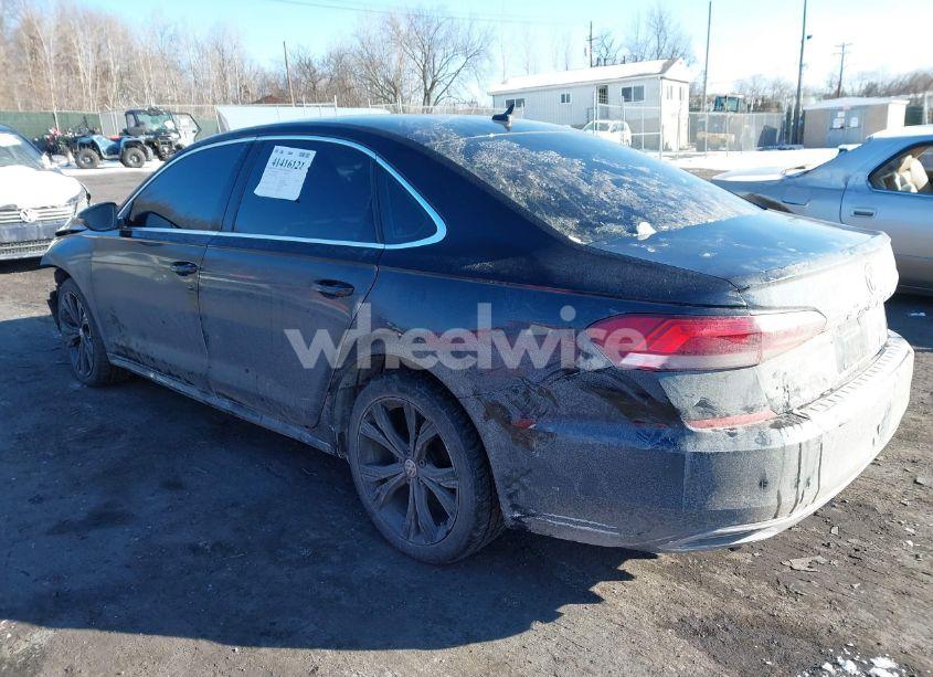Photo 3 of 2021 Volkswagen Passat 2.0T SE (VIN 1VWSA7A35MC012802)