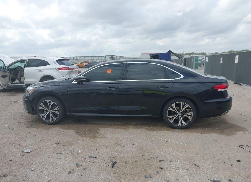 Photo 15 of 2022 Volkswagen Passat 2.0T SE (VIN 1VWSA7A35NC004653)