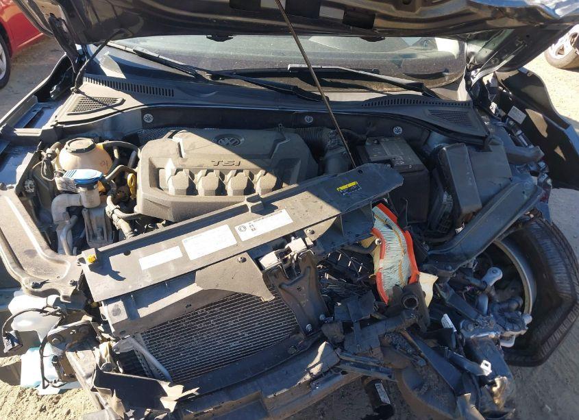 Photo 10 of 2020 Volkswagen Passat 2.0T SE (VIN 1VWSA7A36LC008756)