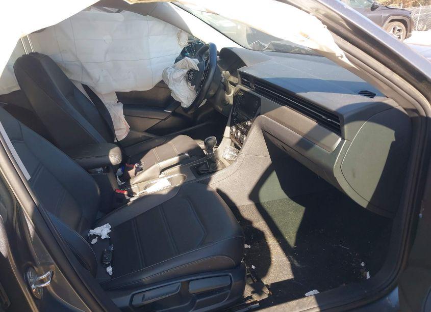 Photo 5 of 2020 Volkswagen Passat 2.0T SE (VIN 1VWSA7A36LC008756)