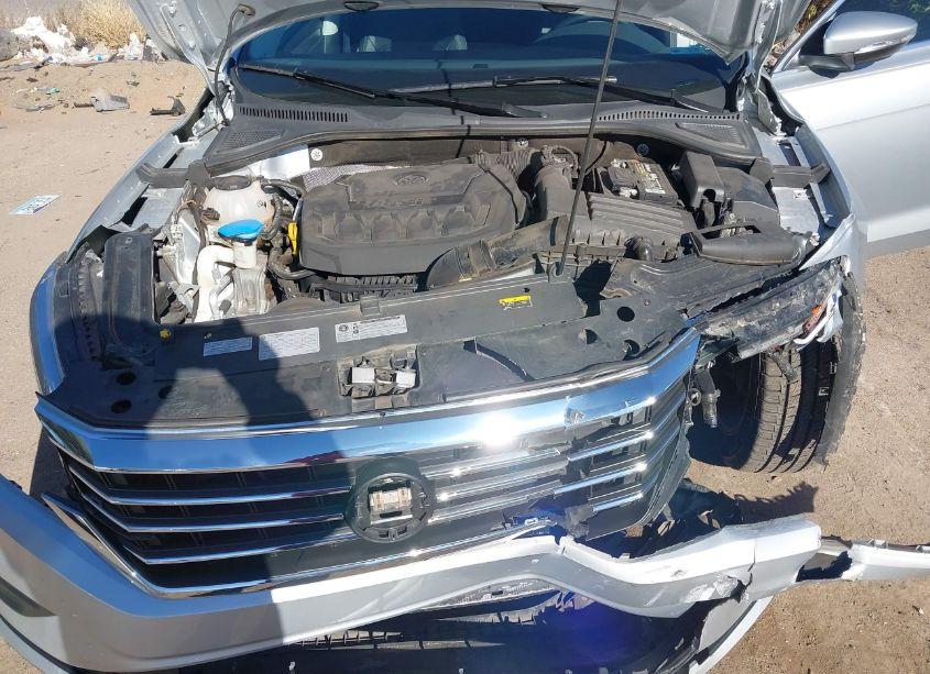 Photo 10 of 2020 Volkswagen Passat 2.0T SE (VIN 1VWSA7A36LC024391)