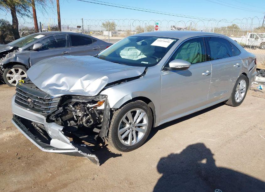 Photo 2 of 2020 Volkswagen Passat 2.0T SE (VIN 1VWSA7A36LC024391)