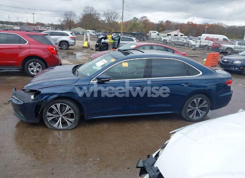 Photo 13 of 2021 Volkswagen Passat 2.0T SE (VIN 1VWSA7A36MC010508)
