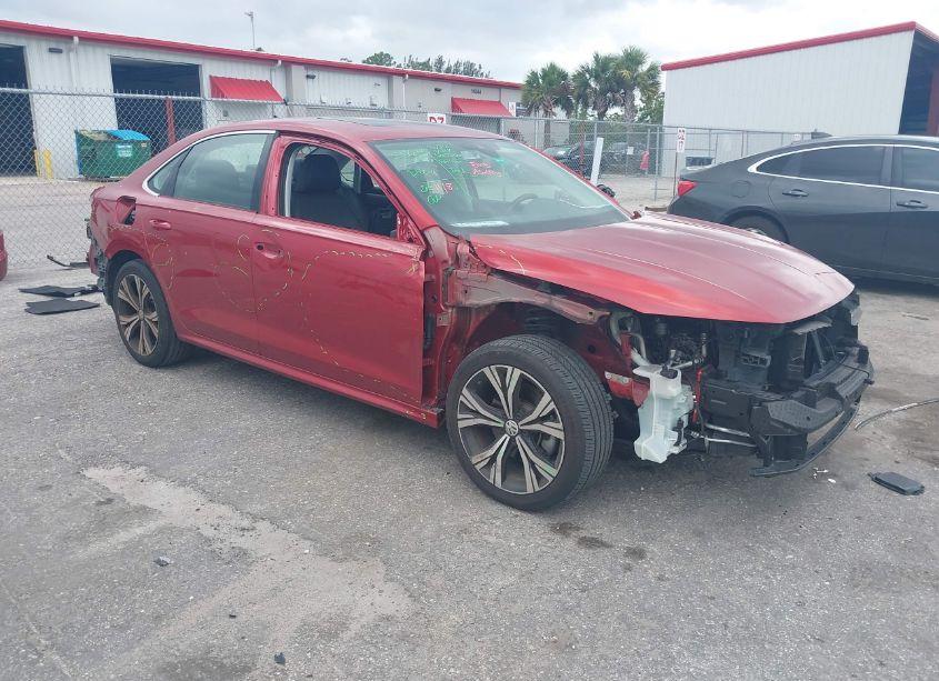 2022 Volkswagen Passat 2.0T SE (VIN 1VWSA7A36NC007349) main photo