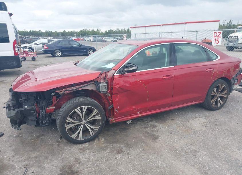 Photo 6 of 2022 Volkswagen Passat 2.0T SE (VIN 1VWSA7A36NC007349)