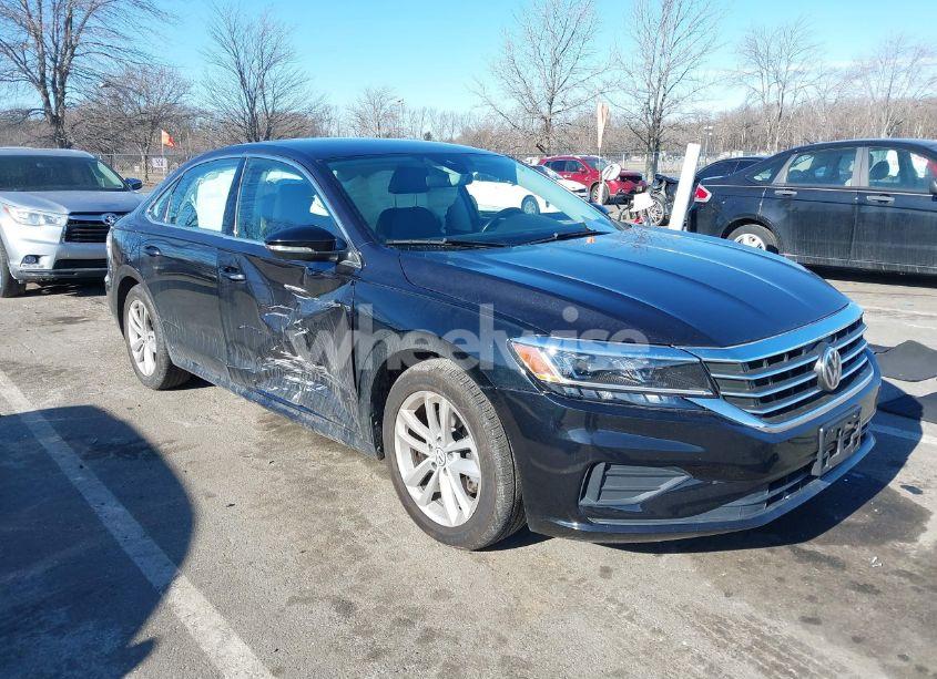 2020 Volkswagen Passat 2.0T SE (VIN 1VWSA7A37LC017403) main photo