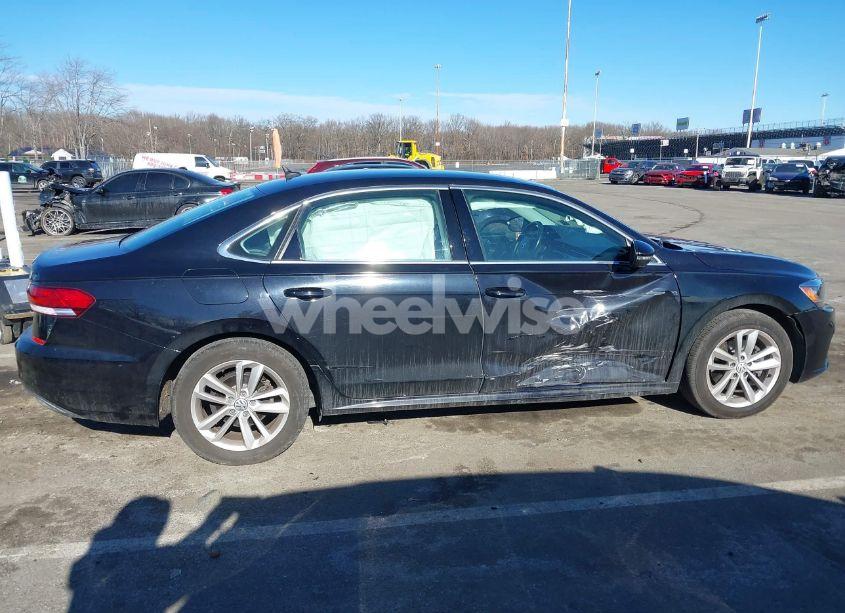 Photo 13 of 2020 Volkswagen Passat 2.0T SE (VIN 1VWSA7A37LC017403)