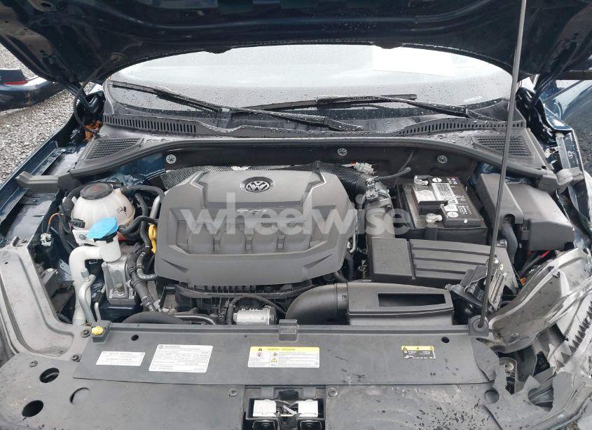 Photo 10 of 2021 Volkswagen Passat 2.0T SE (VIN 1VWSA7A37MC000442)