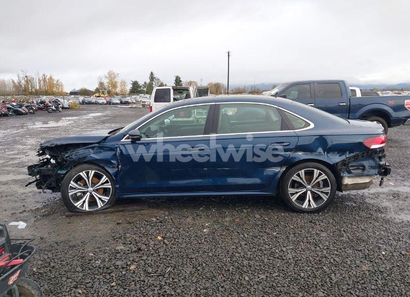 Photo 15 of 2021 Volkswagen Passat 2.0T SE (VIN 1VWSA7A37MC000442)